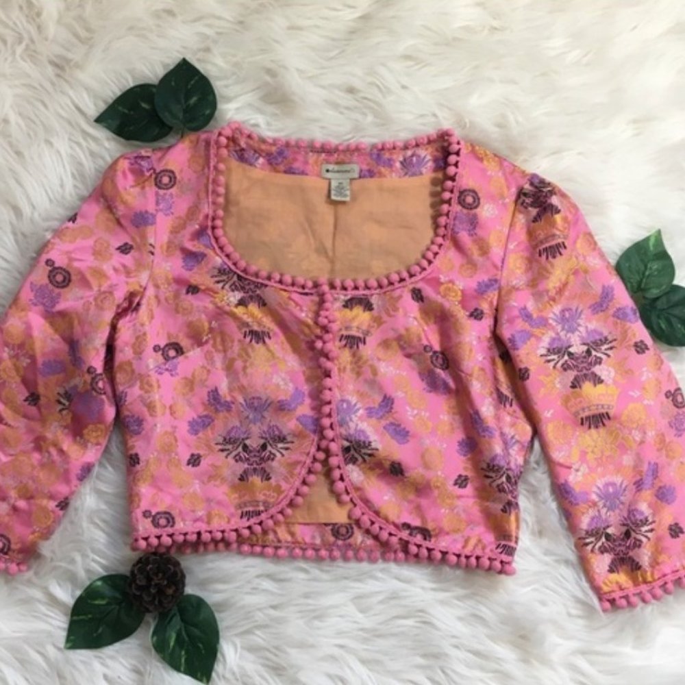 ✨Size M Elevenses Crop Top✨